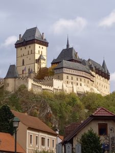 3_Karlstejn.jpg
